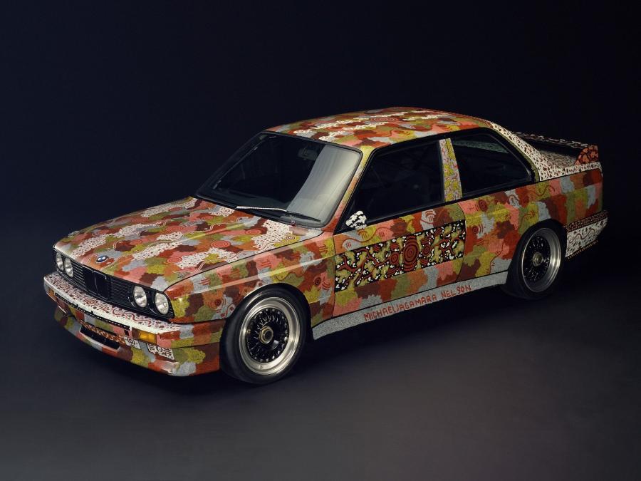  BMW M3 Art Car by Michael Jagamara Nelson 1989 года  (фото 8 из 9)